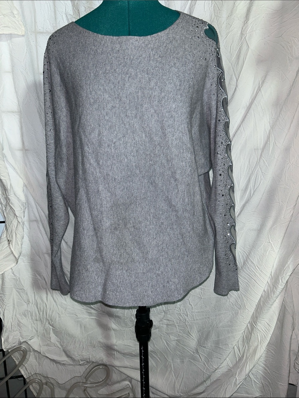 Gray Women's Long-Sleeve Sweater with Lace cut outs Sleeve and Stud Detail GUC